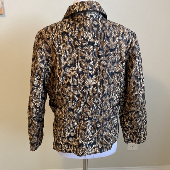 Chicos’s Queen Of Elegance Margaret Faux Fur Jacket - Picture 2 of 11